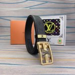 品名：Lv..路易..威登原单 自动带 材质：原单牛皮腰带 百分百头层牛皮腰带保证真皮，24K纯钢扣，专柜原单品质、做工精细，时尚大牌，送人自用首选 包装： 请