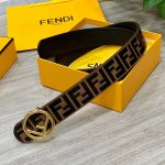 Fendl 芬迪 专柜同款 宽40Mm 标志造型宽皮带。钉扣式带扣。棕色小牛皮制成。印有浮雕手绘黑色与棕色 Ff 图案。镀金表面金属制品，品质保证。