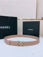 Chane L经典双C皮带腰带 新款Logo扣搭配进口小牛皮，质感满分，简直身春日里的点睛之笔，皮带直径3.0Cm