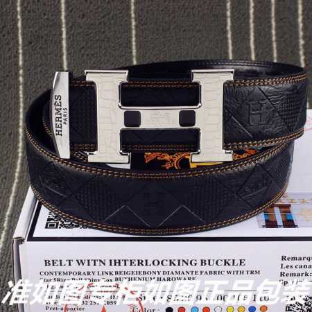 品名：爱玛仕.Her..Mes原单 型号：认准如图专柜包装，赠送打孔器 材料：百分百头层牛皮皮带，24K纯钢扣中间带logo字母保证真皮。专柜同等质量， 送人自 - 点击图像关闭