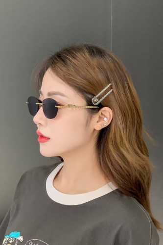 Cartie*卡家 Ct0486S Size 60口18-140 不挑脸型 简约大气 时尚休闲镜框 可配近视镜片
