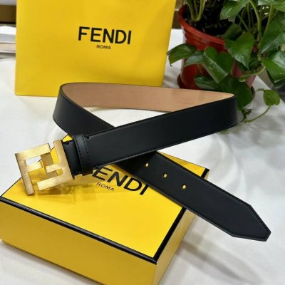 Fendl 芬迪宽40Mm双面原版小牛皮 搭配单钌钯电镀扣 完美的手感.油边 出众的设计.风格 高贵奢华 时尚大方 高清实拍 货真价实 品质保证 双面用