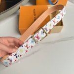 特 寬：30Mm 驢家新品 特別限定女士腰帶 帶身帆布面襯托树稿磨砂牛皮 全新針扣設計搭扣以全新花朵金屬打造 佩以與同色三款圖案效果. 多色選