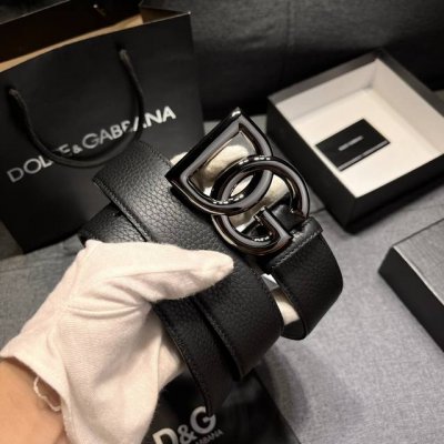 Dg 宽4.0Cm Dolce&Gabbana 新款 进口荔枝纹牛皮 Lux 鞍皮腰带，雅致配饰，搭配双电镀标牌