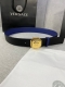 宽度：4.0Cm 范思哲 两面荔枝纹腰带饰有标志性的Versace美杜莎头像扣，彰显品牌格调。是一款精美的衣橱必备单品。
