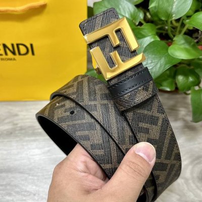 图片包装＋10 Fendi 芬迪 专柜同款 宽3.5Cm 双环正反用腰带 Ff按钉搭扣 黑色Cuoio Romano皮革材质 反面面料带有烟草黄和黑色Ff图案