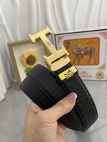 品名：爱马仕.HermèS 自动带 材质：原单牛皮腰带 百分百头层牛皮腰带保证真皮，24K纯钢扣，专柜原单品质、做工精细，时尚大牌，送人自用首选 包装： 请认准