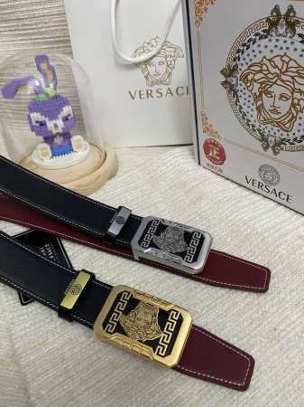 品名：Versace.范思哲 材质：原单牛皮腰带 百分百头层牛皮腰带保证真皮，24K纯钢扣，专柜原单品质、做工精细，时尚大牌，送人自用首选 包装： 请认准如图专 - 点击图像关闭
