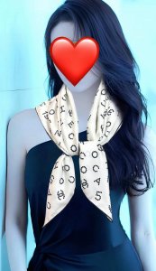 2620香奈儿 官网同步 双面同色 18姆米 高版本香奶奶永远都是比较经典 一条印有字母Logo交织图案巧妙搭配 简直太美了 爱藏于深处 尽显趣致设计 这款方巾
