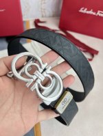 品名：Ferrgamo..菲拉格慕 腰带自动带 皮带 型号：自动扣，纯钢材质自动扣，头层牛皮，自动带身 材料：百分百头层牛皮，保证真皮。24K纯钢扣专柜同等质量