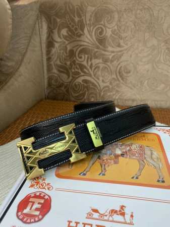 品名：爱马仕.Hermès C原单 材质：原单牛皮腰带 百分百头层牛皮腰带保证真皮，24K纯钢扣，专柜原单品质、做工精细，时尚大牌，送人自用首选 包装： 请认准 - 点击图像关闭