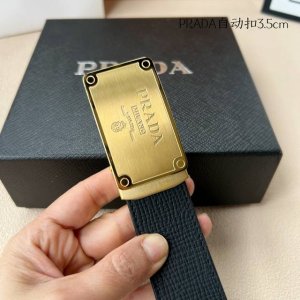 特 品牌：Pr Ada新款进口小牛皮，手感细腻柔软。搭配纯钢自动精品钢扣，宽度：3.5Cm