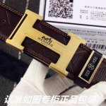 品名：爱玛仕.Her..Mes原单 型号：认准如图专柜包装，赠送打孔器 材料：百分百头层牛皮皮带，24K纯钢扣保证真皮。专柜同等质量， 送人自用首选 包装： 请