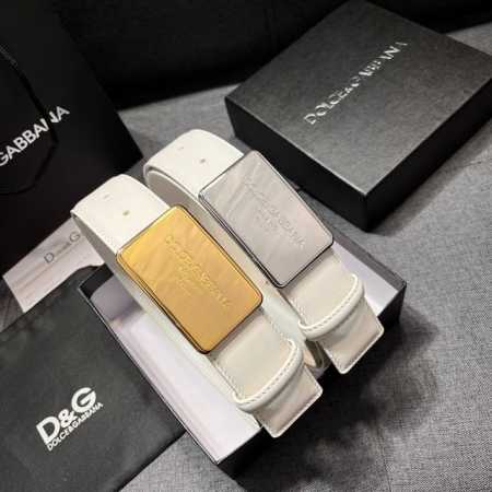 特 Dg 宽4.0Cm Dolce Gabbana 杜嘉班纳 光面小牛皮白色腰带。搭配钌电镀 Dg 交叉造型徽标搭扣 - 点击图像关闭