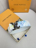 品牌：Lv、、路易、、威登！ 原单：特 皮带腰带：单面使用专柜质量、头层牛皮、24K纯钢扣、送人自用首选、保证真皮 包装：请认准图片专柜包装、送打孔器 全套包装
