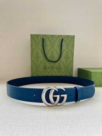 特 宽度4.0Cm Gucci 这款单品将品牌的过去与未来贯通在一起，以现代风格的全新设计诠释了经典设计元素。Guccio Gucci字母交织图案巧妙融入纹理和 - 点击图像关闭