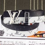 品名：Lv.路易威登顶级原单复刻 型号：赠送专柜全套礼盒包装，打孔器 材料：百分百进口原厂头层牛皮，24K纯钢扣彩色印花相间双色图案，保证真皮。专柜同等质量，