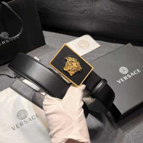 范思哲 宽4.0Cm Versace，此款腰带采用精美的意大利皮革于意大利制造