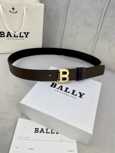 3.5Cm Bally 巴利 平纹 内衬头层小牛皮 ：配有金 银 字母扣头该皮带可调节，且能根据需要剪裁质量保证达到修身效果