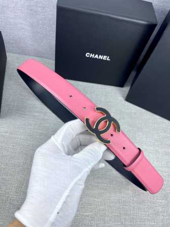 特 宽度3.0Cm Chanel 香奈儿女士腰带皮带新款柔软的内衬进口小牛皮搭配精品钢扣贴皮金 银色扣。 - 点击图像关闭