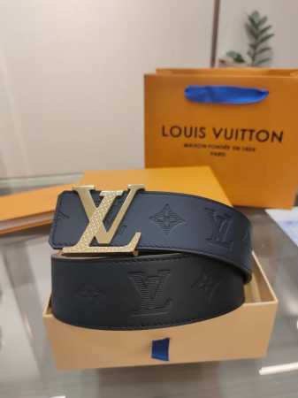 特 L0Uis Vuitt0N Lv 男士专柜品质腰帶 寬度40毫米 配置精钢字母搭扣 扣头可随意搭配 皮质柔软 手感细腻舒适 - 点击图像关闭