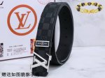 皮带：Lv..路易..威登原单 腰带：百分百头层牛皮，保证真皮。24K纯钢扣双面可用专柜同等质量， 送人自用首选 包装： 请认准如图专柜包装，赠送打孔器，银联发
