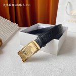 特P190 【范思哲】 Versace进口小牛皮，手感细腻柔软，搭配纯钢自动精品扣，男士必备！宽度：3.5Cm