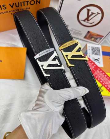 皮带：Lv..路易..威登顶级复刻. 腰带：原单品质百分百头层牛皮，保证真皮。哑面拼接双层设计.真空电镀.永不掉色.24K拉丝纯钢扣头层小牛皮纹路双面可用专柜同 - 点击图像关闭