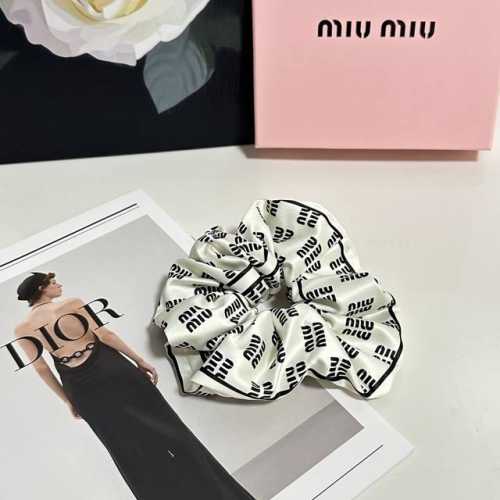 特 单个 配全套包装 Miumiu 缪缪 爆款真丝发圈，专柜款出货 一看就特别高档 超级百搭 必须自留