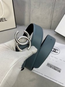 宽度3.0Cm Chanel 香奈儿 细纹牛皮 金 银 枪 色金属钢扣。