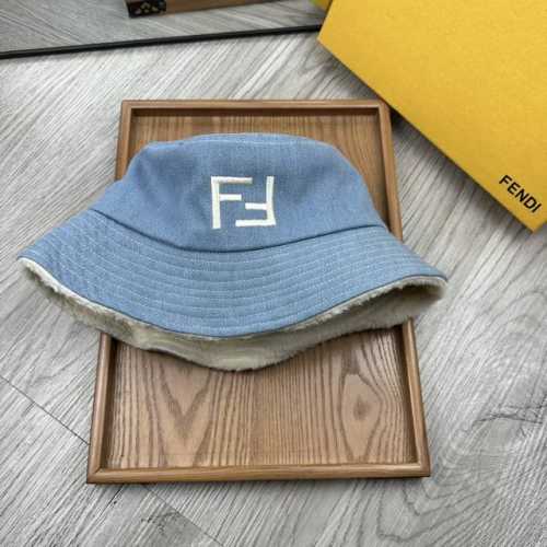 特价 F家 秋冬款带羊羔绒帽檐厚款渔夫帽 经典款式 牛仔颜色非常好搭配 不管是酷飒的风格还是温婉的长裙都非常合适 今年帽子第一流行趋势绝对是渔夫帽 今年的渔夫帽