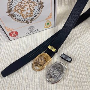 品名：Versace.范思哲 自动带 材质：原单牛皮腰带 百分百头层牛皮腰带保证真皮，24K纯钢扣，专柜原单品质、做工精细，时尚大牌，送人自用首选 包装： 请认