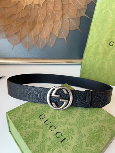 Gucci.古驰 全套包装 3.8Cm进口小牛皮压花, 专柜正品1:1完美复刻. 原版底皮, 采用热压印技术的Gucci Signature皮革精制而成，触感厚