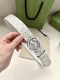 宽度：3.8Cm Gucci经典双G标识依旧是Gucci系列的重要设计元素。这款女士宽版皮革腰带采用米色和白色Gg Supreme帆布制成，沿用这一经典设计。白