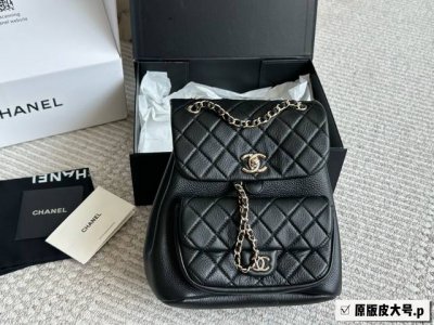 原版皮 配盒 中号Size：20*20Cm 小香家 Duma 双肩包 包包质感超好！ 淡金色金属！羊皮！ 本季最可爱的双肩包 单肩 双肩手提