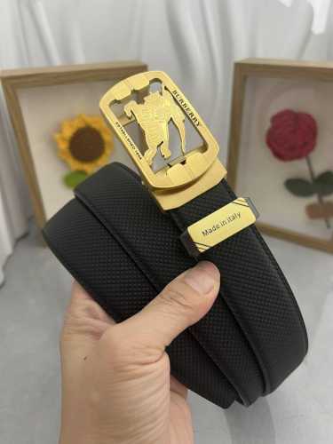 品名：巴宝莉 自动带 材质：原单牛皮腰带 百分百头层牛皮腰带保证真皮，24K纯钢扣，专柜原单品质、做工精细，时尚大牌，送人自用首选 包装： 请认准如图专柜包装赠