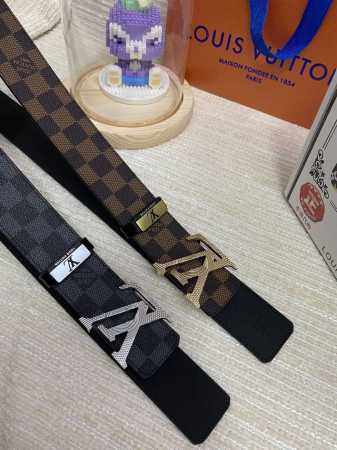 品名：Lv..路易..威登原单 材质：原单牛皮腰带 百分百头层牛皮腰带保证真皮，24K纯钢扣，专柜原单品质、做工精细，时尚大牌，送人自用首选 包装： 请认准如图 - 点击图像关闭