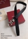 特P160 菲拉格慕 宽度3.5Cm 支持芯片防伪 。双面皮带，牛皮材质，配有钌金Gancini扣饰。风格现代，为日常造型增姿添彩。该皮带可调节，且能根据需要剪