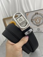 品名：Versace.范思哲 自动带 材质：原单牛皮腰带 百分百头层牛皮腰带保证真皮，24K纯钢扣，专柜原单品质、做工精细，时尚大牌，送人自用首选 包装： 请认