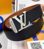皮带：Lv..路易..威登顶级复刻- 腰带：原单品质百分百进口原厂头层牛皮，保证真皮。雕花镂空工艺.真空电镀.永不掉色.24K纯钢扣头层小牛皮荔枝纹双面两用专柜