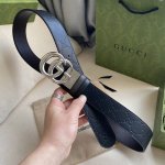 Gucci -古驰 宽： 3.7Cm 意大利原厂黑色压花皮咖色底 双面可用 精品精品纯铜旋转扣 。