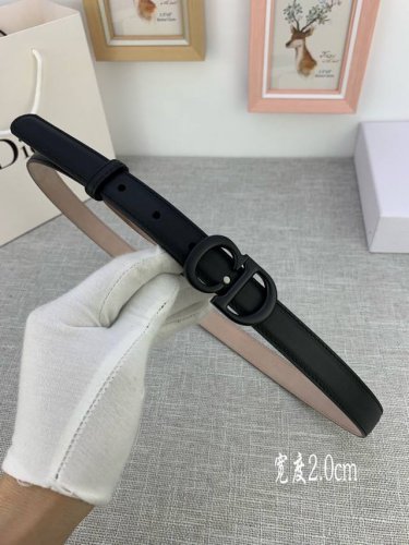 宽度2.0Cm Dior 迪奧 爆款平面無線帶身 Saddle黑色牛皮革皮带。 烤漆金属“Cd”标志 採用進口雙面頭層牛皮