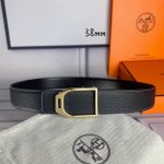 特 HermèS爱马仕 平头经典款 双面原版 顶级品质 进口头层牛皮 黑色荔枝纹白色线搭配黑色平纹 寸半38Mm 配官网亮金亮银哑黑扣