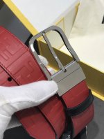 配送专柜包装 打孔针 特批新款 Fd 宽40Mm 标志造型皮带，钉扣式带扣。进口牛皮印有浮雕 纯手工手绘黑色Ff 图案，撞色皮，镀金表面金属制品，品质保证，非市