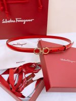 Ferragamo # 经典Gancio皮带 女士光滑小牛皮平纹面，质感十足 独特复古风格 复古链五金搭配 1.5Cm