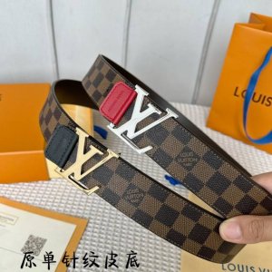 驢家 寬度40Mm Ss今季專櫃在售新品 男款 進口訂製帆布面料 襯托意大利進口柔軟純色小牛皮底 精緻的亮面搭扣裝飾有與皮帶身相呼應的小皮飾 印有品牌設計log