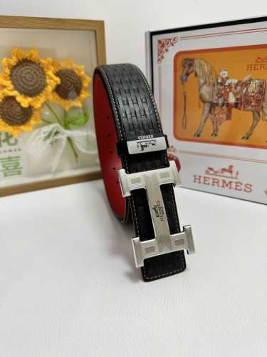 品名：爱马仕.Hermès 原单 材质：原单牛皮腰带 百分百头层牛皮腰带保证真皮，24K纯钢扣，专柜原单品质、做工精细，时尚大牌，送人自用首选 包装： 请认准如