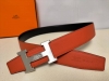 Hermes.爱马仕 官网同步 宽度38Mm 原版荔枝搭带身搭配原版精品钢扣，男装的经典搭配，可双面使用完美配饰！