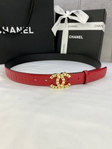 宽度3.0Cm Chanel 香奈儿 进口柔软小牛皮金 银色花纹金属精品钢扣。