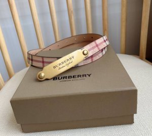 Burberry 巴宝莉 专柜同款 原厂进口牛皮窄版腰带 宽:2.0Cm 精品纯铜女饰牌搭扣 女士首选夏天搭配牛仔裤休闲裤超美 时尚百搭